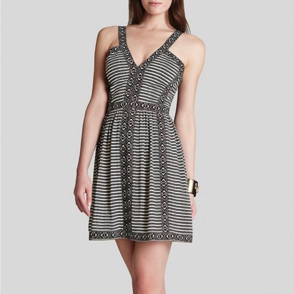 Cute short A-lined minidress
